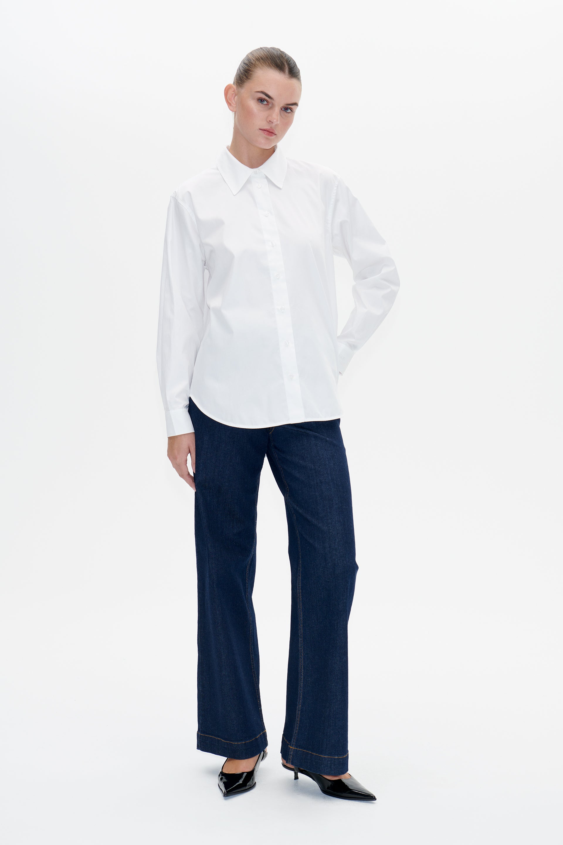 22062_1081_Lookfront.jpg mediefil