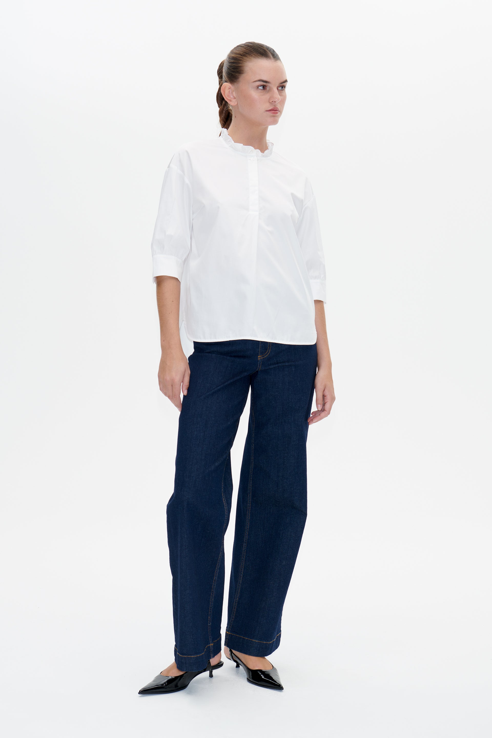 22064_1081_Lookfront.jpg mediefil