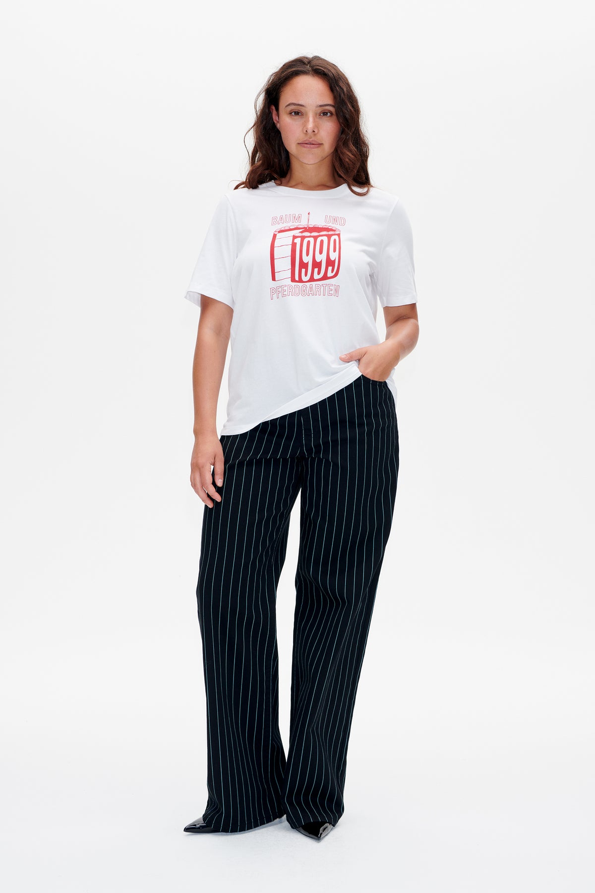 23979_1393_Lookfront.jpg mediefil