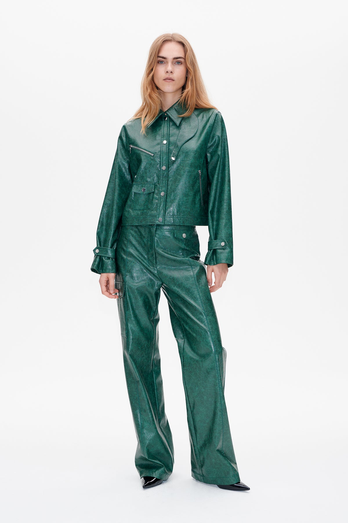 23985_5225_Lookfront.jpg mediefil