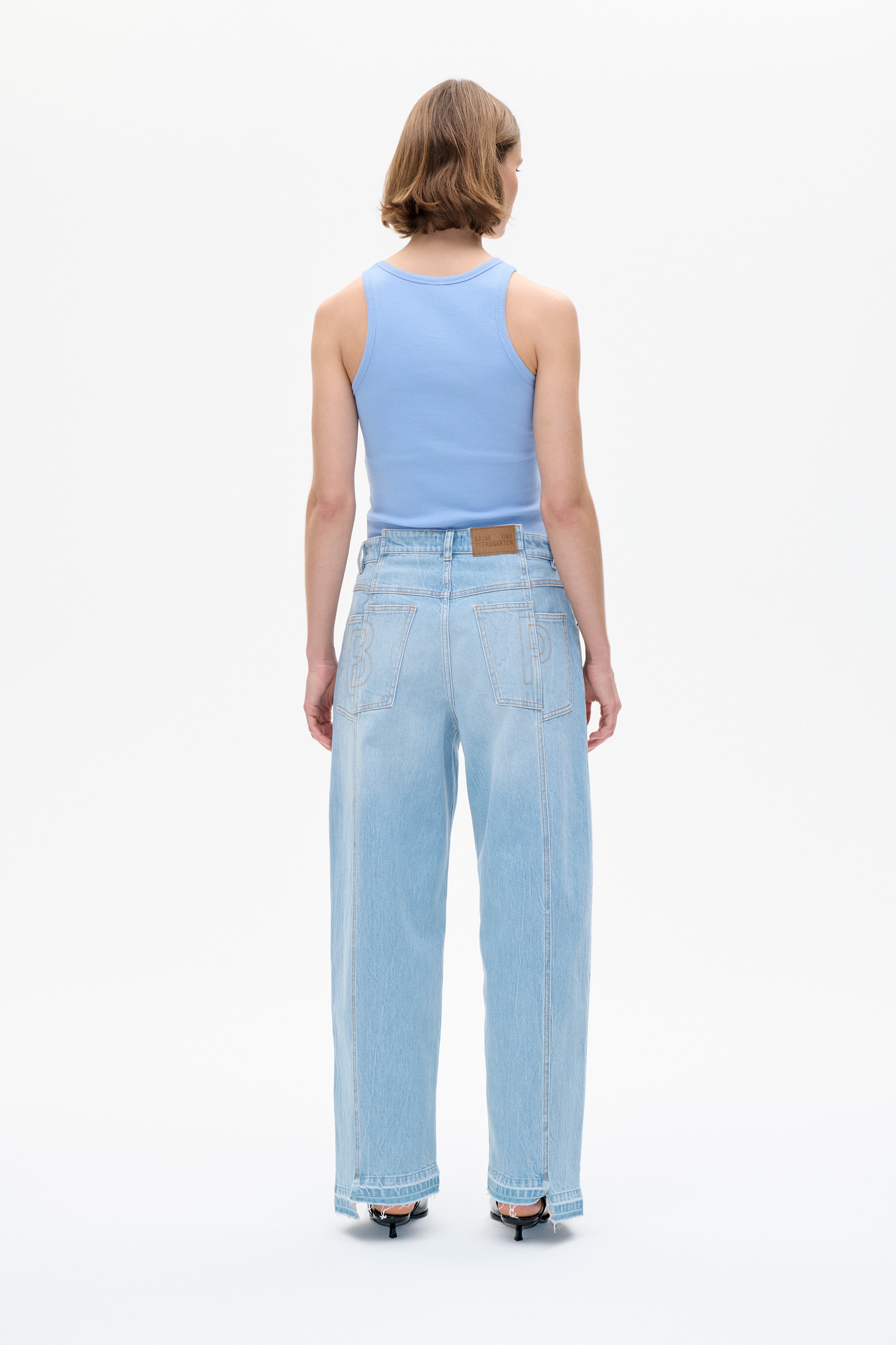 24269_7114_2.jpg media file