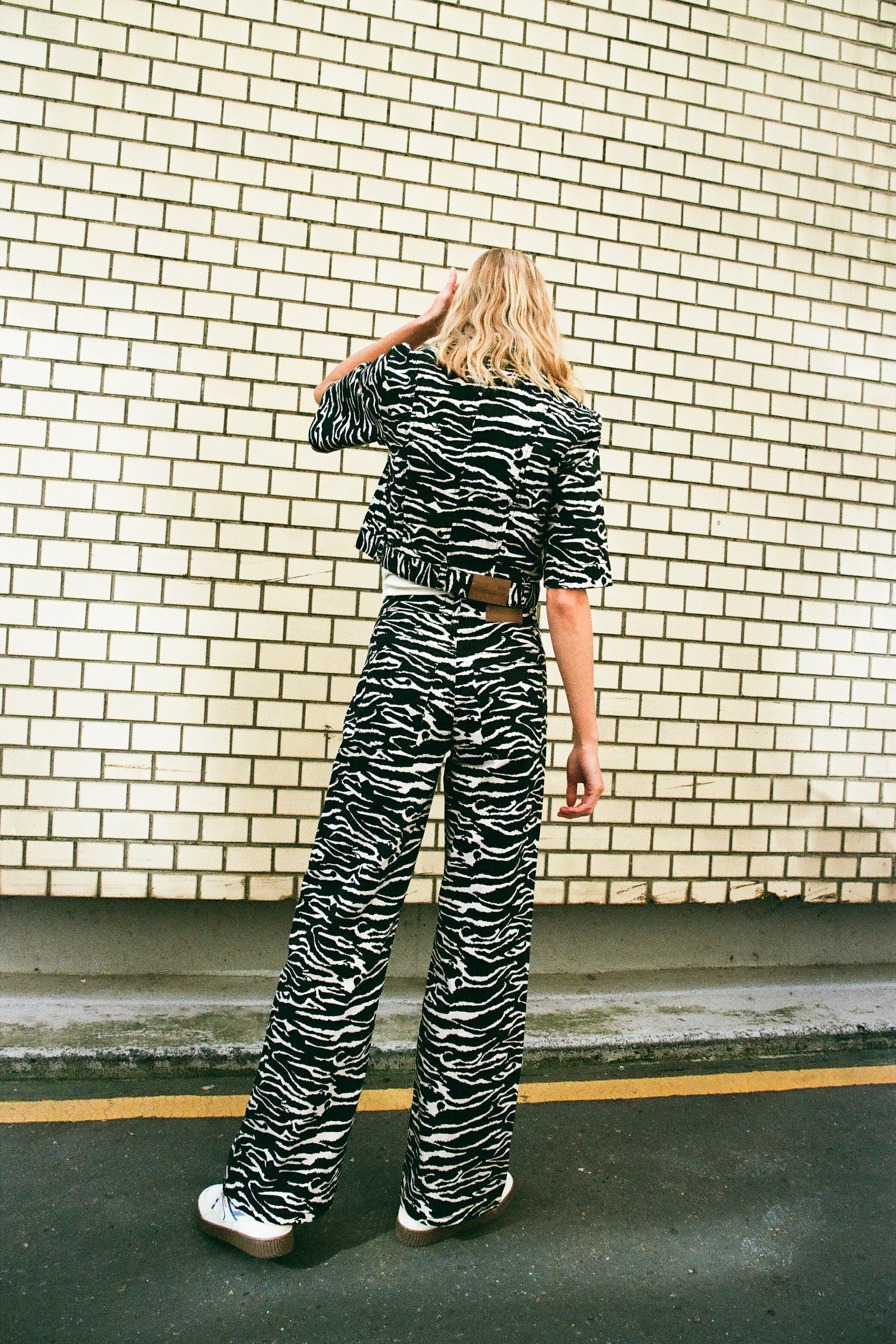 24358_9220_CAMPAIGN.jpg media file