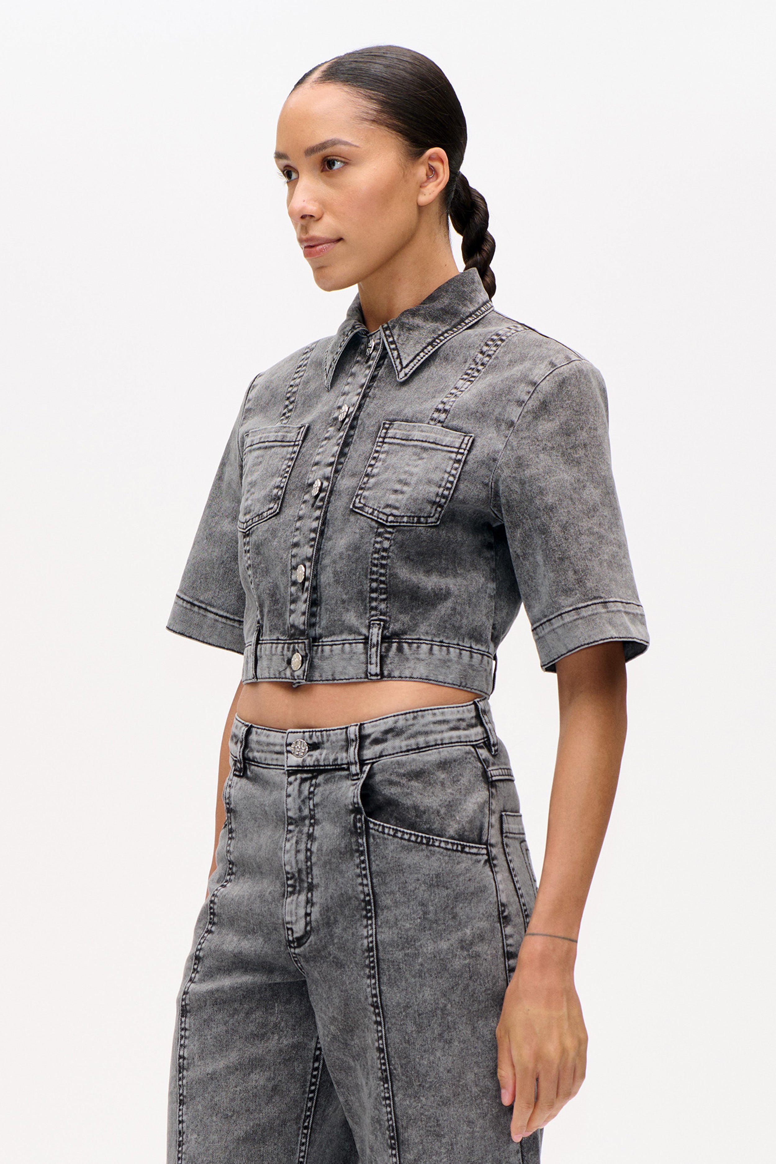 24368_9163_DETAIL.jpg media file