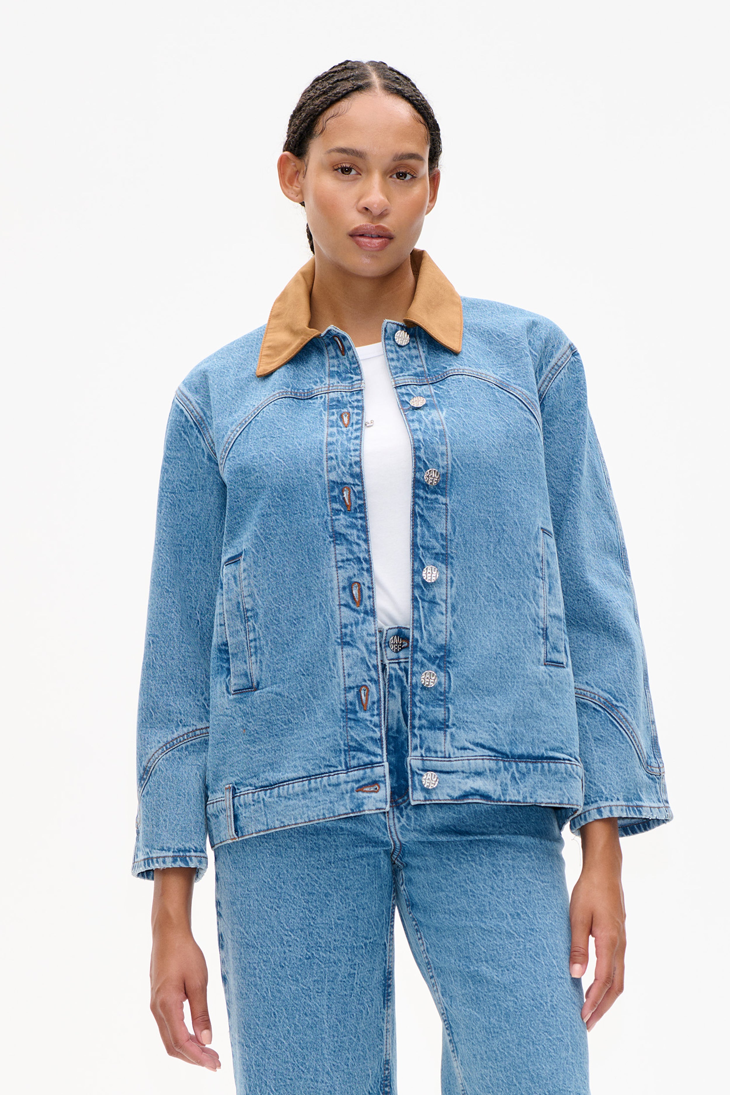 24608_7569_DETAIL2.png media file