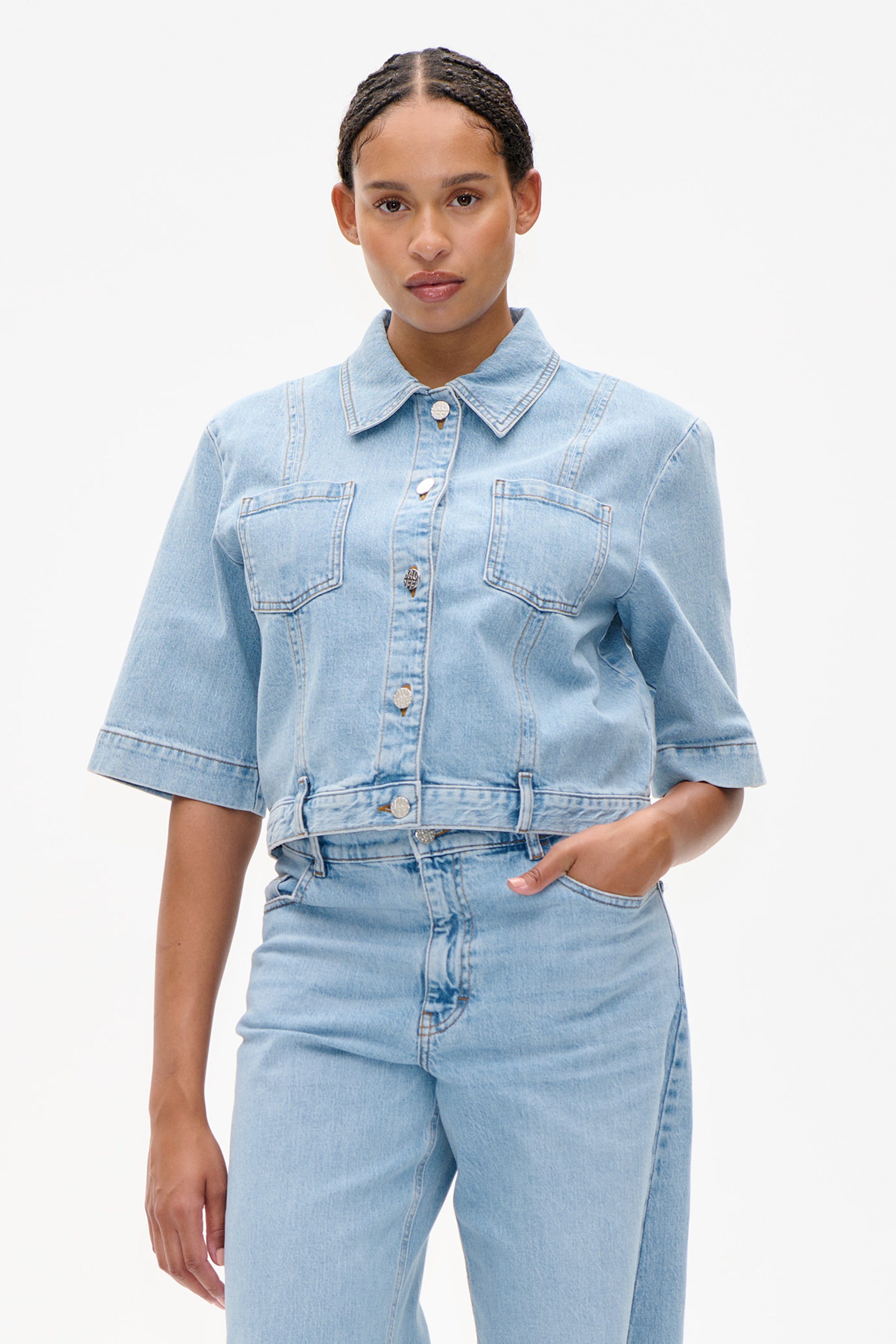 24712_7348_DETAIL.png media file