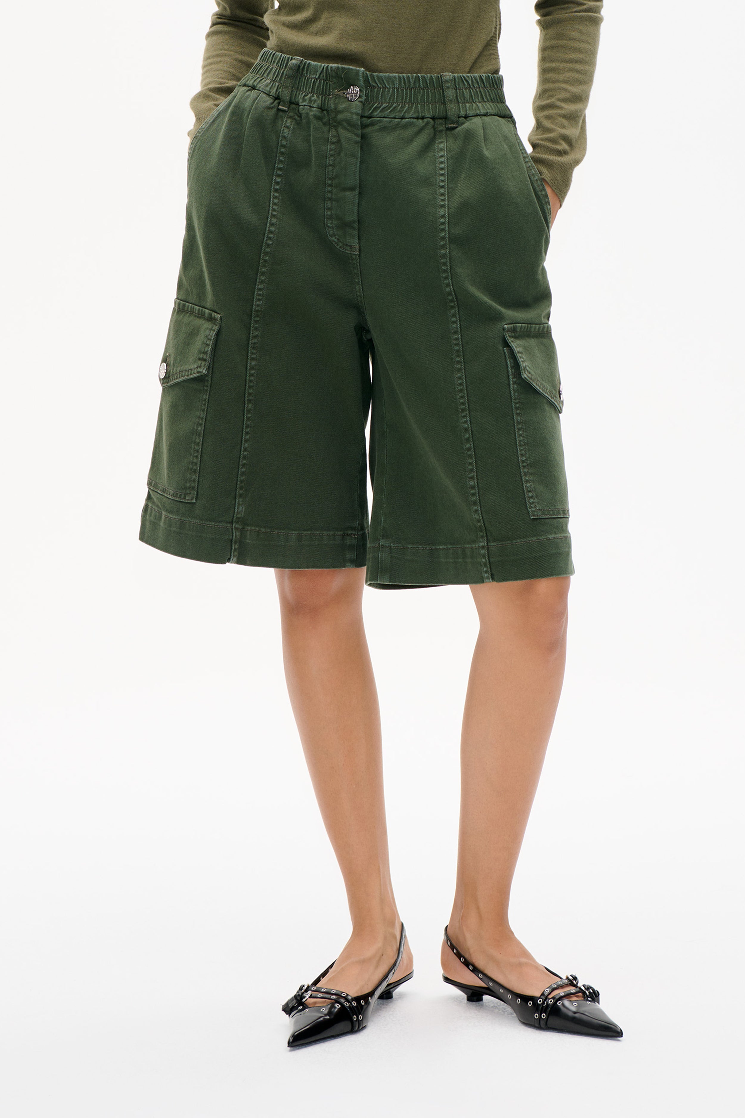 24724_5674_DETAIL.png media file