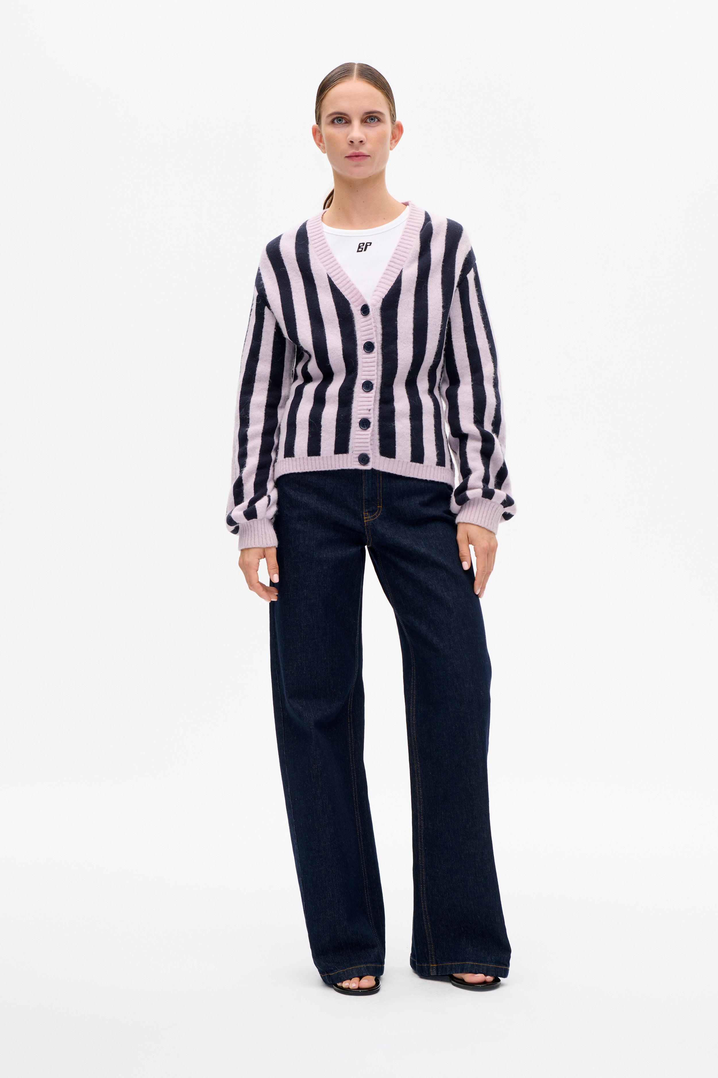 24736_2977_1.jpg media file