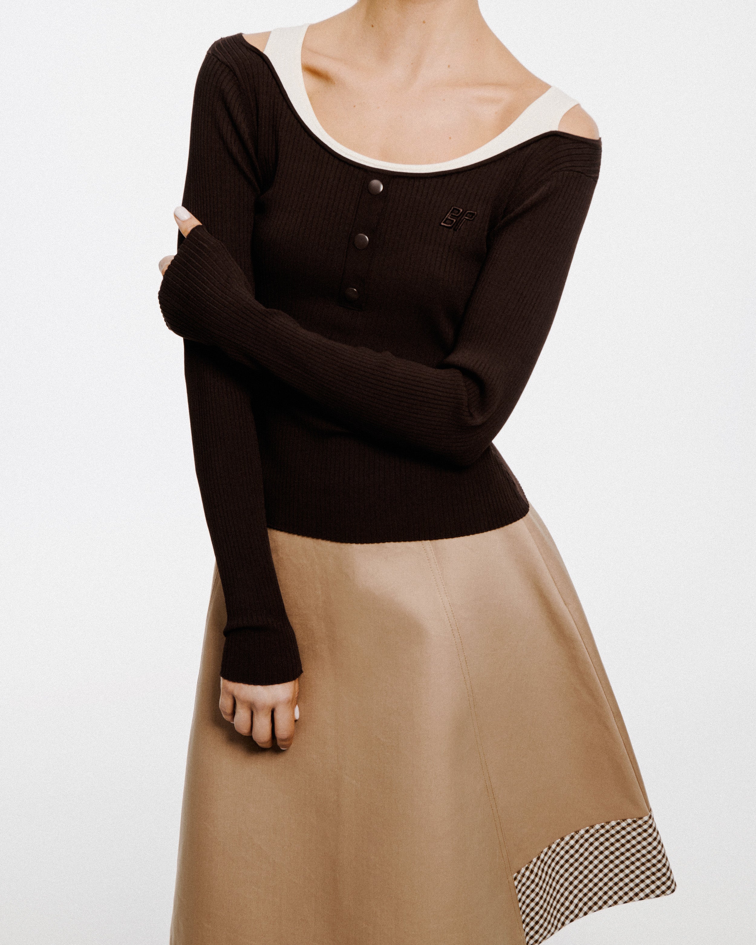 24766_8221_CAMPAIGN.jpg media file