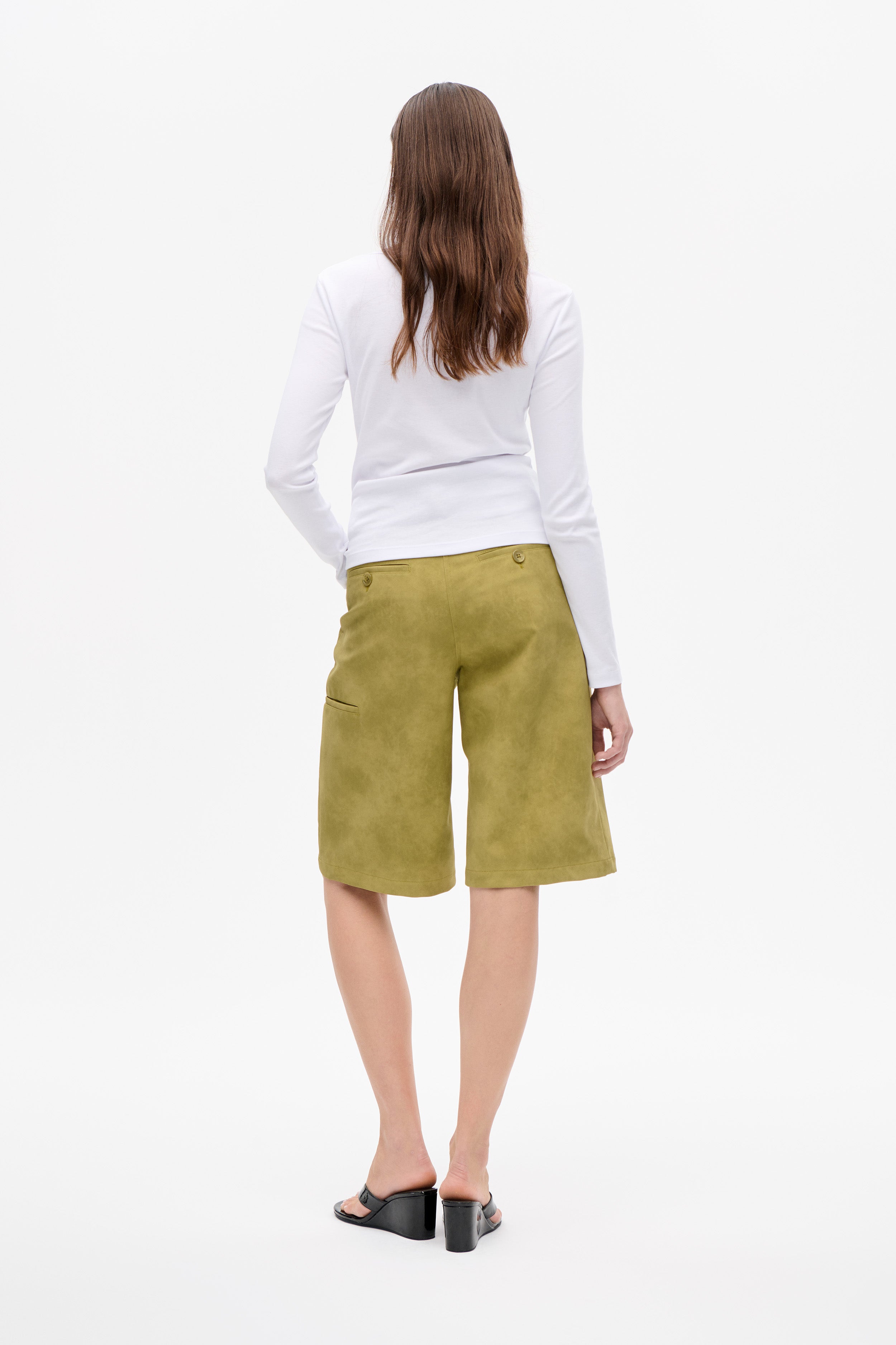 24775_1081_2.jpg media file