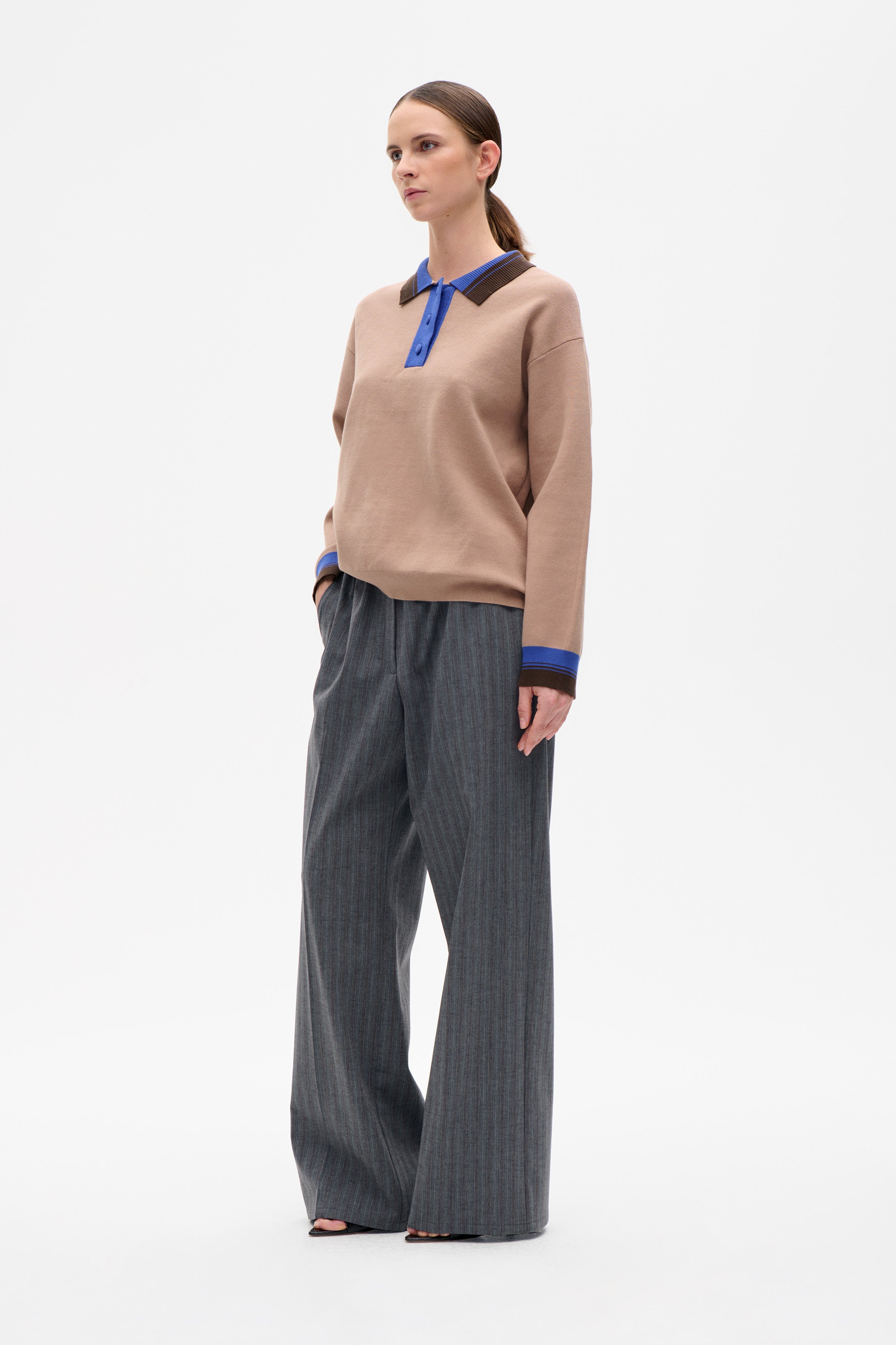 24779_8225_1.jpg media file