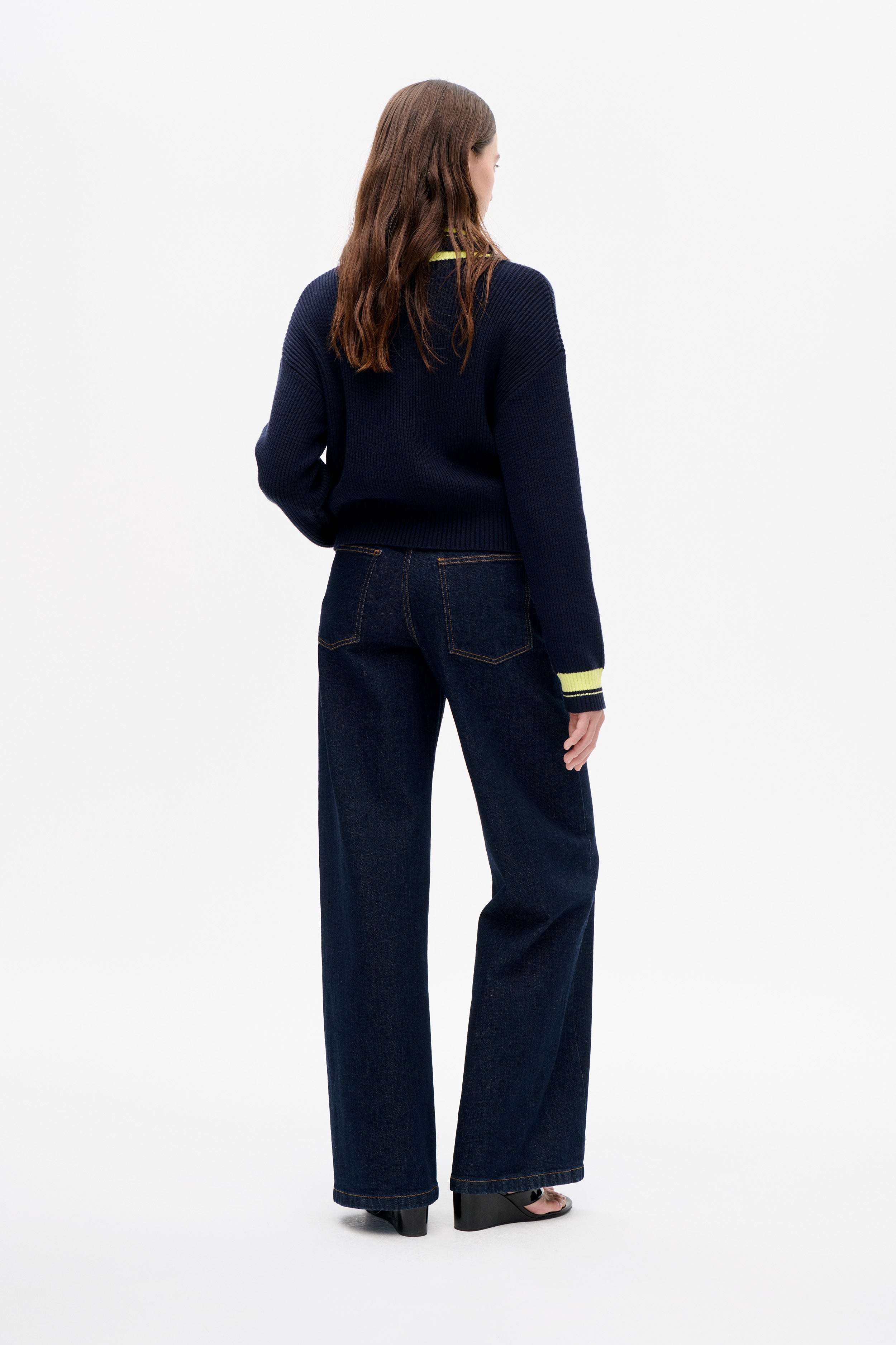 24780_3162_2.jpg media file