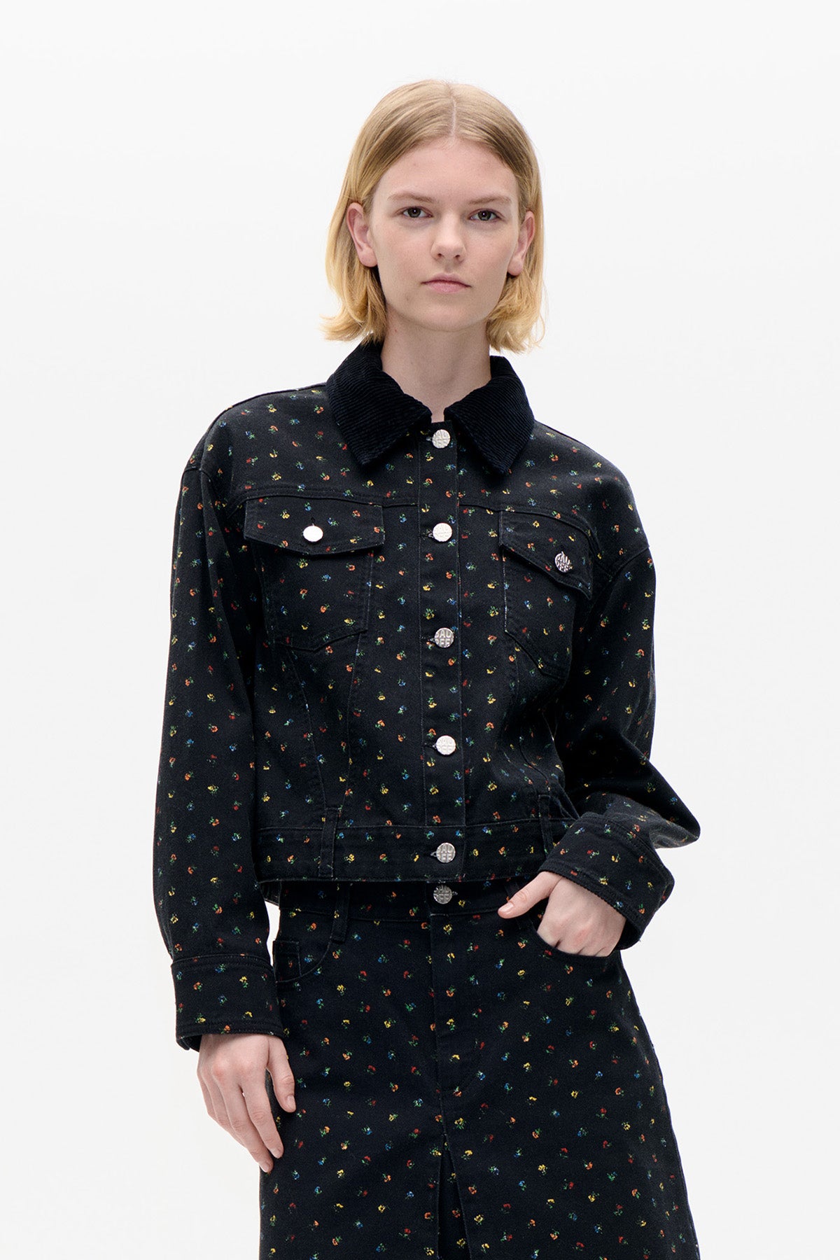 24987_9239_CROP.jpg mediefil
