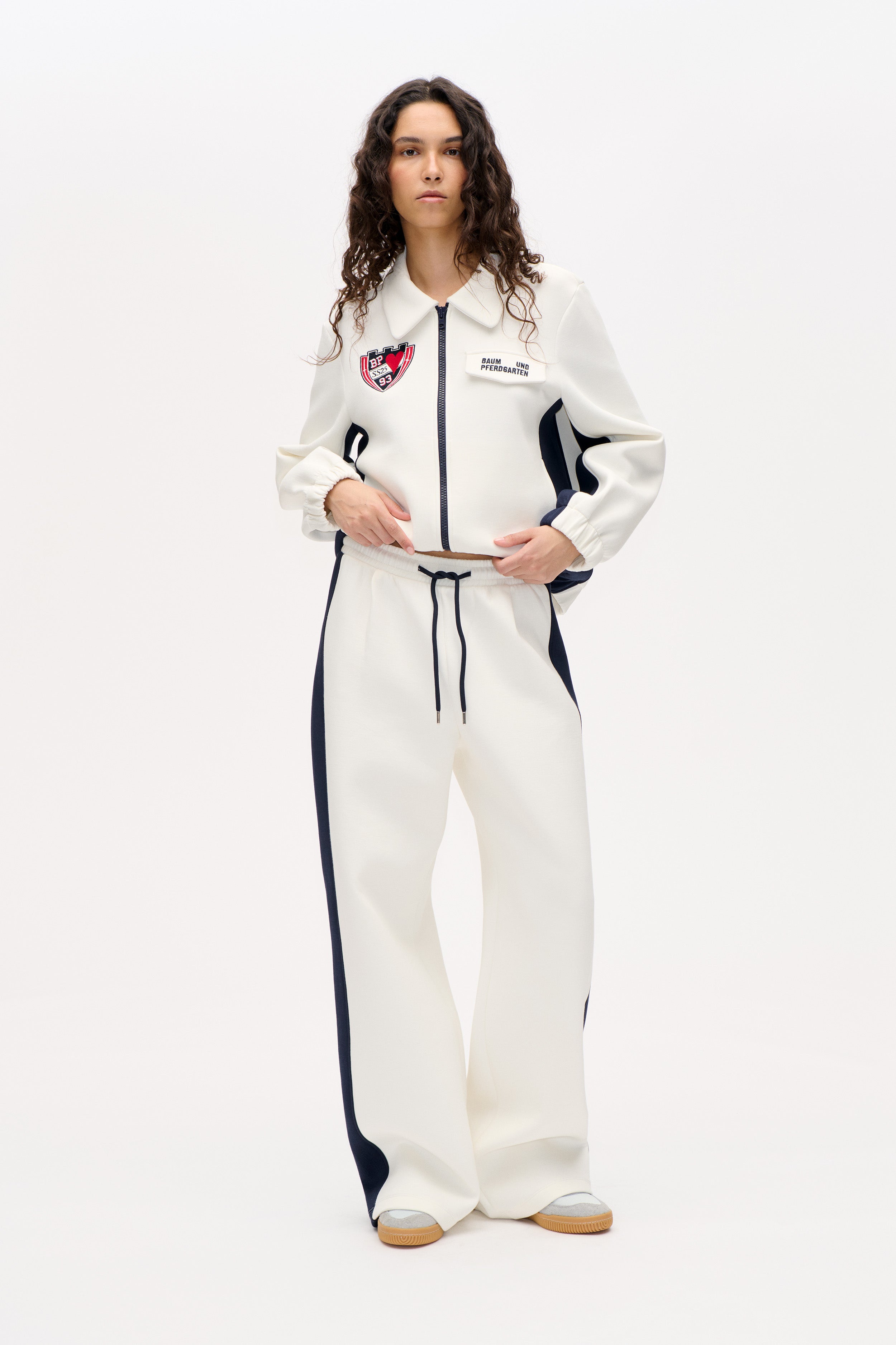 24678_1069_1.jpg media file