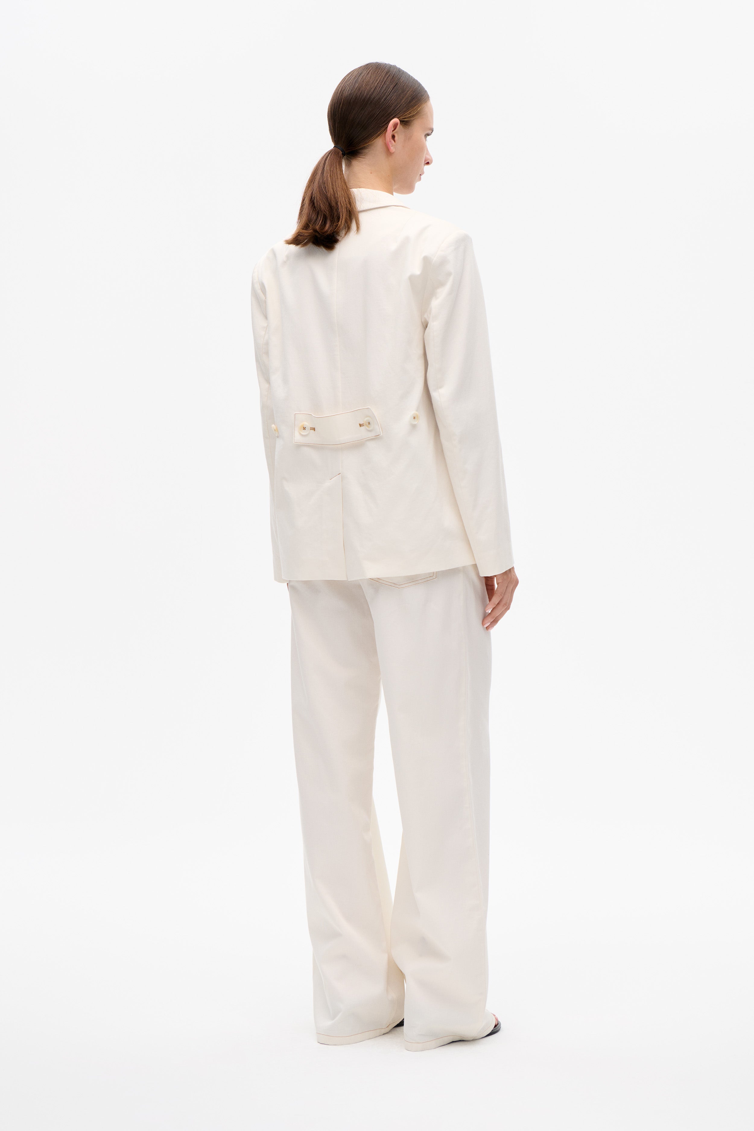 24842_1139_2.jpg media file