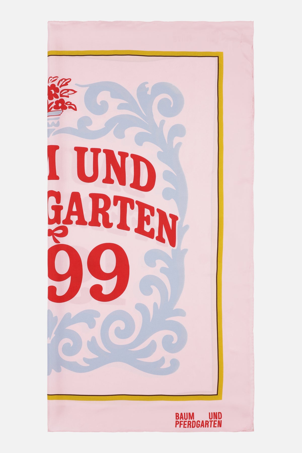 Rosa rektangulär sjal med stora röda bokstäver, ljusblå ornamentala rankor, en gul- och brunkant och en Baum und Pferdgarten-logotyp.